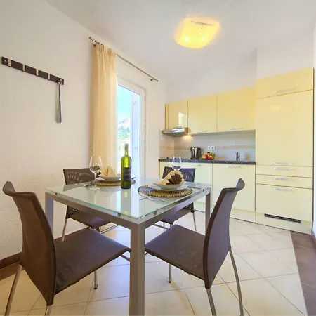 Ferienwohnung Baska Point Zimmer foto